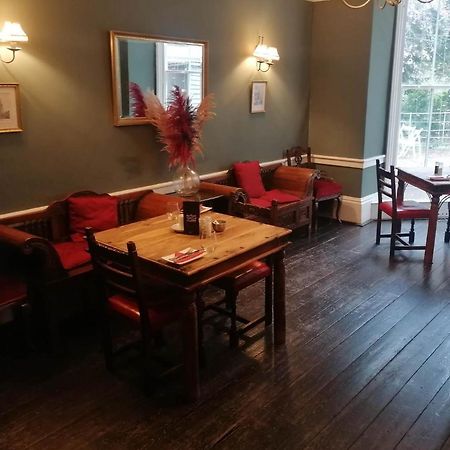 The Priory Hotel Louth  ภายนอก รูปภาพ